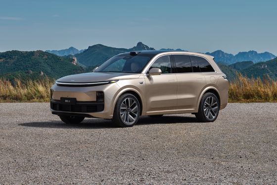LI XIANG L8 Auto Μεγάλο πολυτελές PHEV SUV 6 θέσεων Καθαρό ηλεκτρικό 1315 χιλιόμετρα
