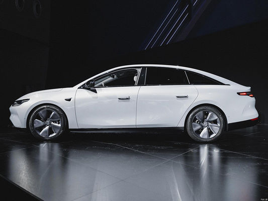 Leapmotor C01 Κινέζικο Ηλεκτρικό Σεντάν 525KM-717KM Με Πύλες Χωρίς Φρέμα