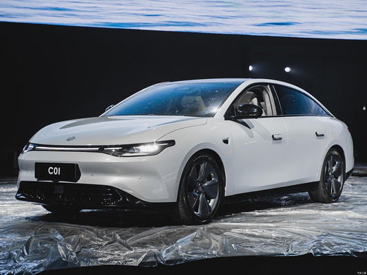 Leapmotor C01 Κινέζικο Ηλεκτρικό Σεντάν 525KM-717KM Με Πύλες Χωρίς Φρέμα