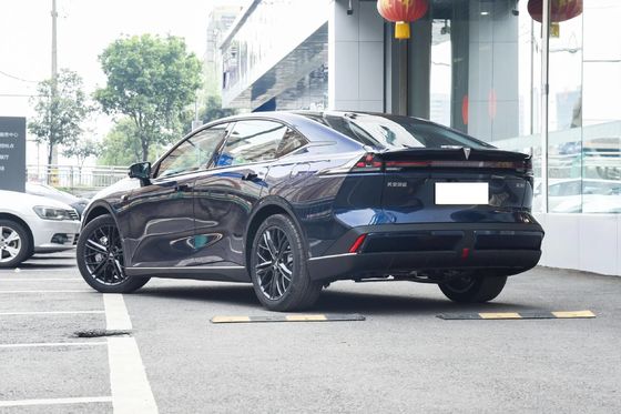 Τσάνγκαν Ντιπάλ SL03 Υβριδικά Sedans Πλήρης οδήγηση χιλιόμετρα 1100KM-1120KM