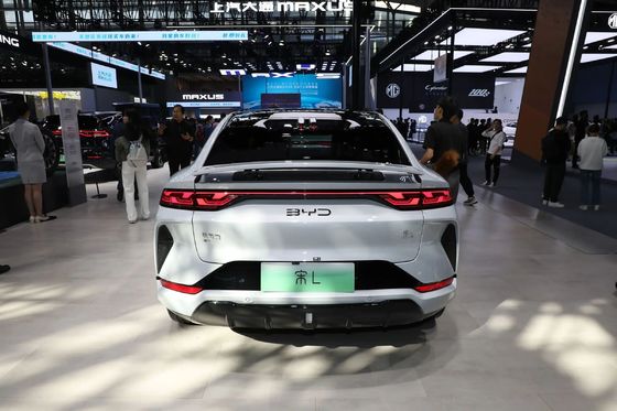 Η νέα γενιά του BYD καθαρό ηλεκτρικό SUV SONG L 550KM-662KM Range εσωτερική εμφάνιση