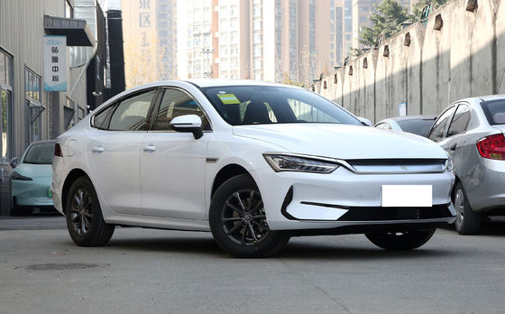 2024 BYD Qin Plus 55 χλμ/120 χλμ Honor μοντέλο Κίνα D-MI Plug σε υβριδικό αυτοκίνητο