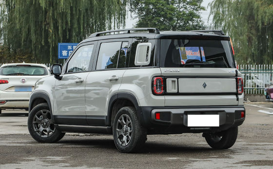 Το Baojun Yueye Plus είναι ένα κινεζικό ηλεκτρικό όχημα με χαρακτηριστικό τετραγωνικό σχεδιασμό, που προσφέρει μια αυτονομία CLTC 401 χλμ.προσφέροντας εξαιρετική αξία για το χρήμα